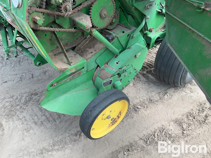 john-deere-567-image-18