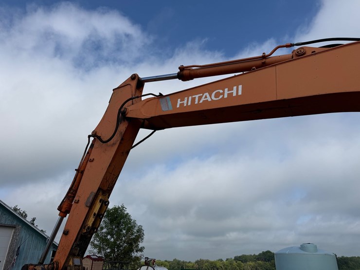2000-hitachi-ex200-lc-image-23