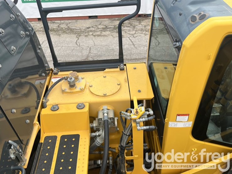 2018-komatsu-pc490-lc-11-image-17