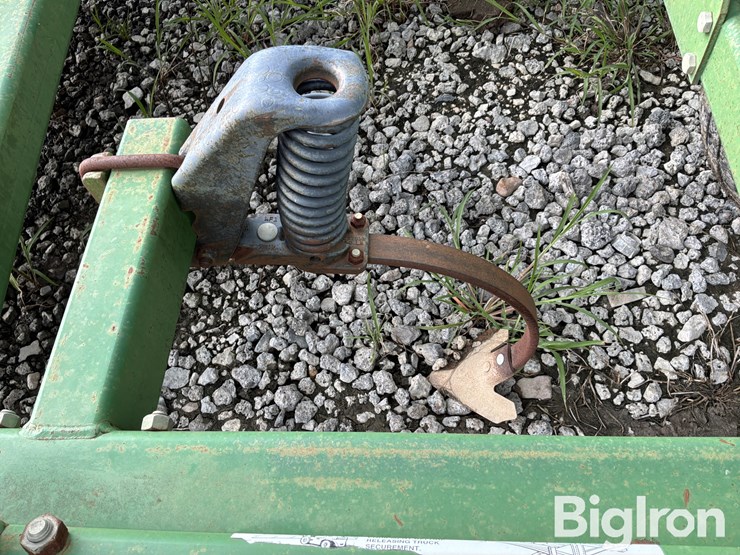 john-deere-726-image-12