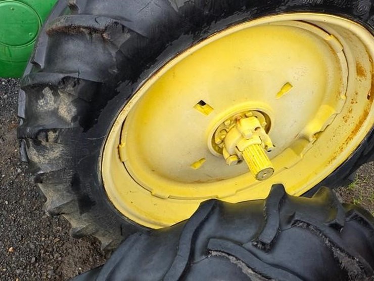 john-deere-a-image-12