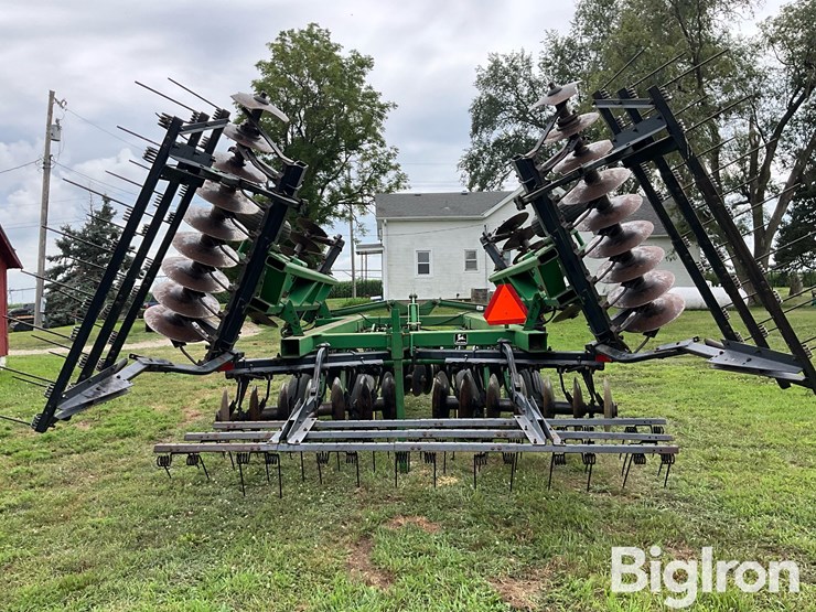 john-deere-630-image-6