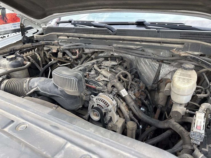 2015-gmc-k3500-image-19