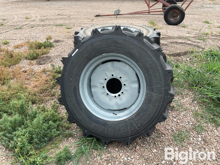 recapped-11r24.5-pivot-tires-&-rims-image-2