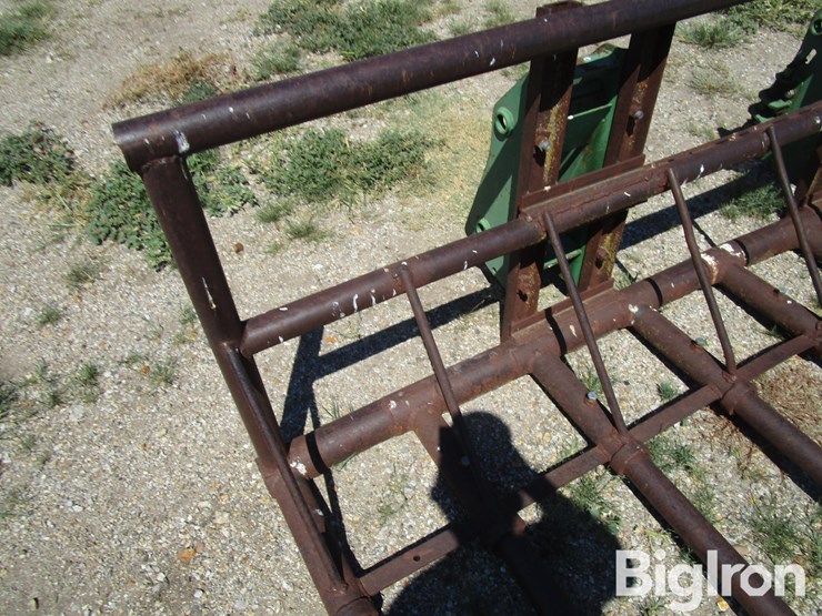 john-deere-725-image-13