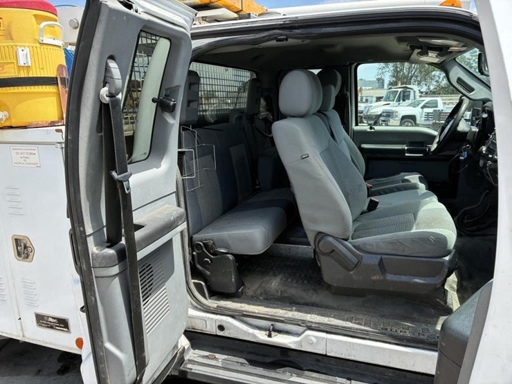 2015-ford-f450-image-27