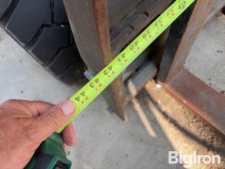 komatsu-fg25t-12-image-17