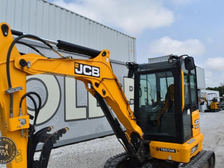 2024-jcb-35z-1-image-20