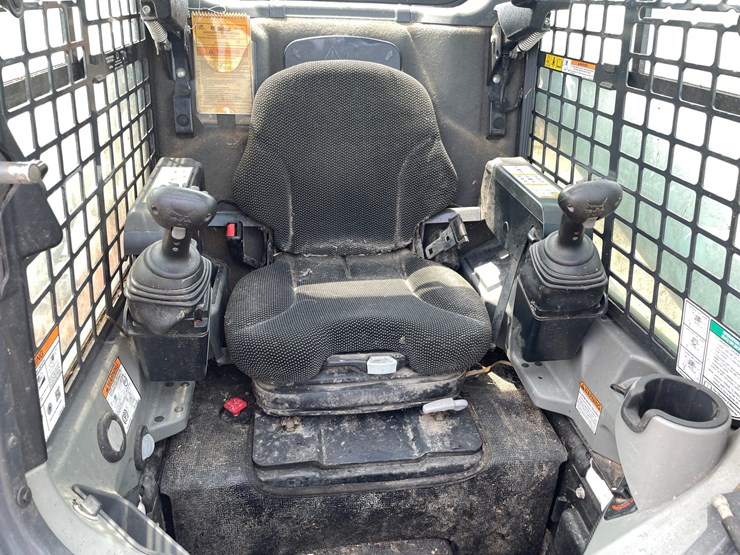 bobcat-s740-image-25