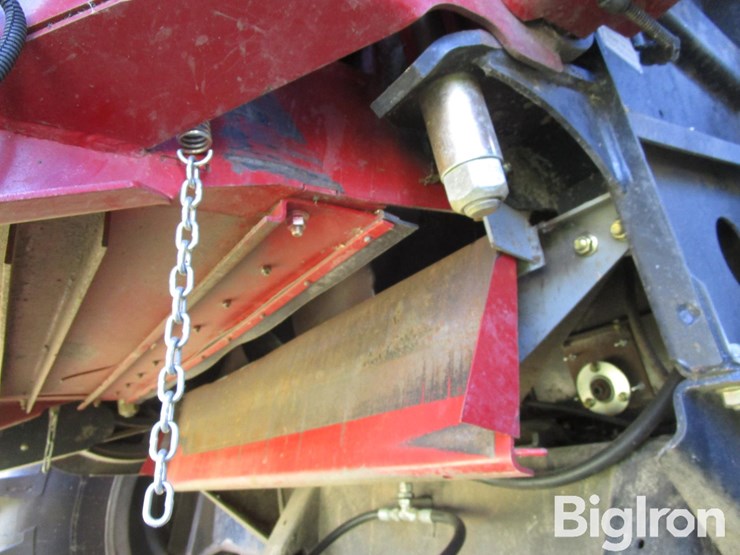 2011-case-ih-7088-image-10