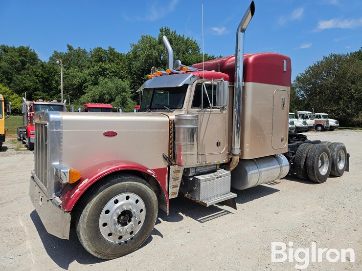 1995-peterbilt-379-image-1