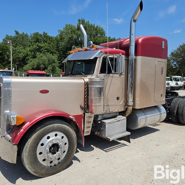 1995 PETERBILT 379