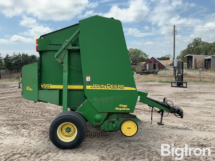 john-deere-567-image-4
