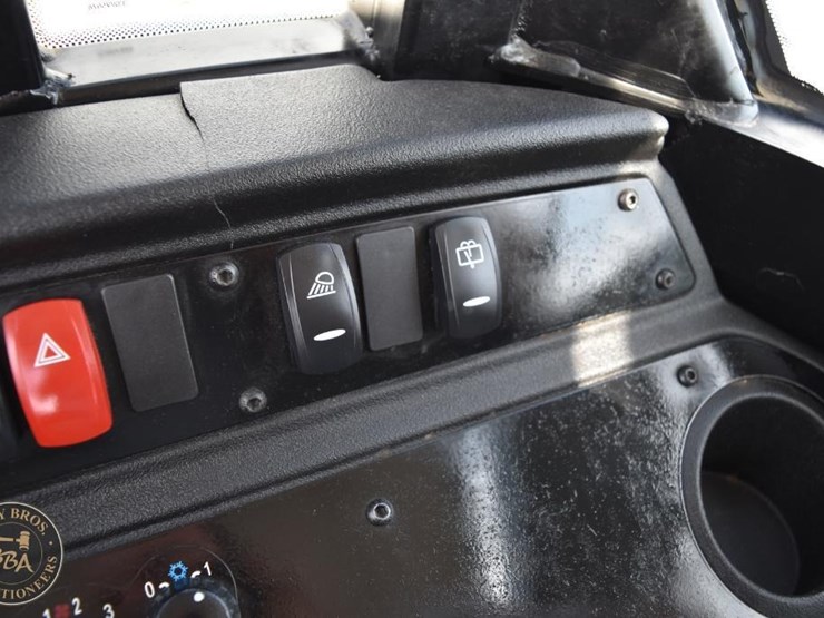 2023-jcb-409-image-59