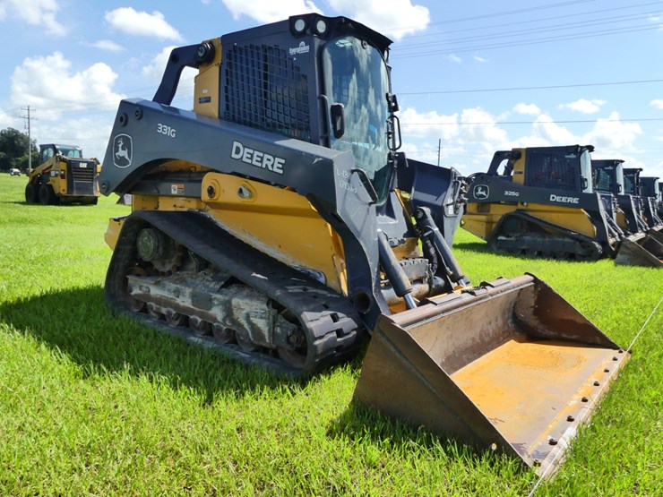 deere-331g-image-2
