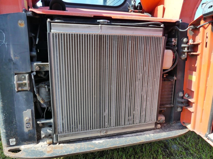 kubota-svl75-2-image-9