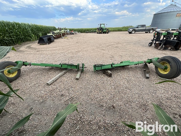 john-deere-lift-assist-brackets-&-wheels-image-6