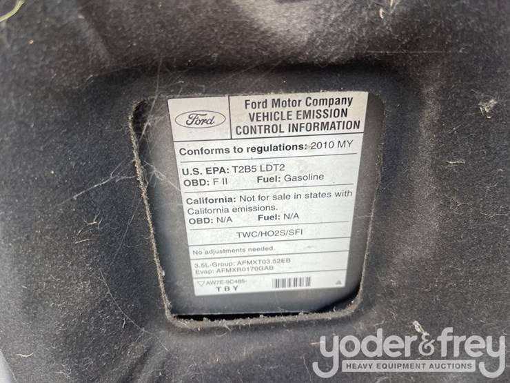 2010-ford-edge-image-44