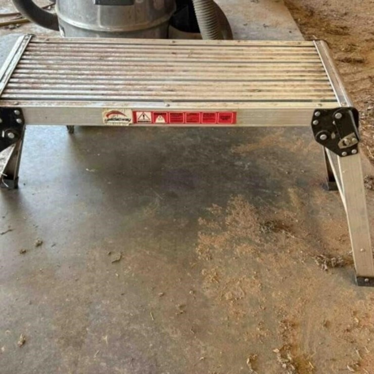 Aluminum Folding Platform