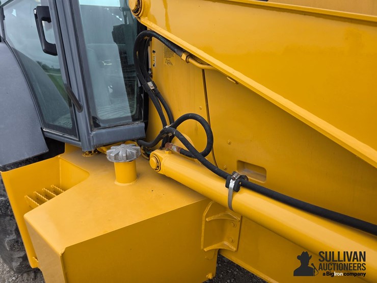 2005-deere-410g-image-16