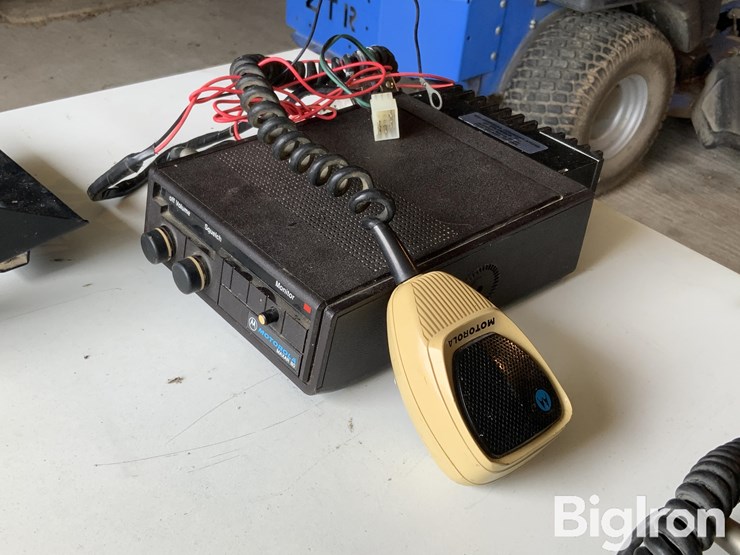 cb-&-direct-band-radios-image-11