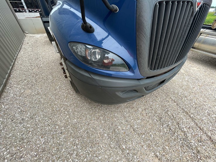 #108-•-2020-international-semi-tractor-(has-wi-title)-(denmark,-wi)-image-17