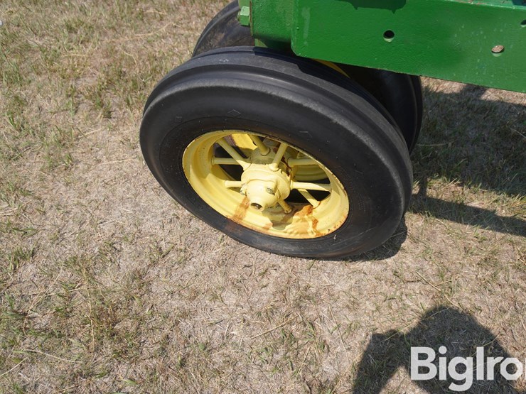 john-deere-a-image-15