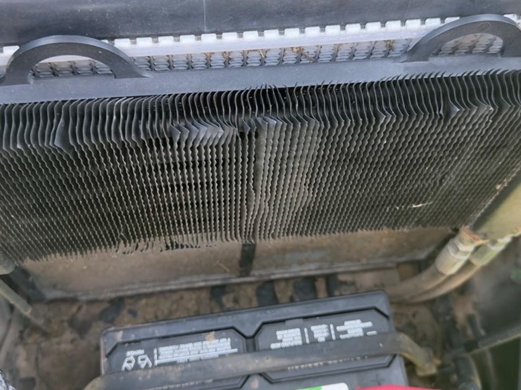 2014-john-deere-1023e-image-69