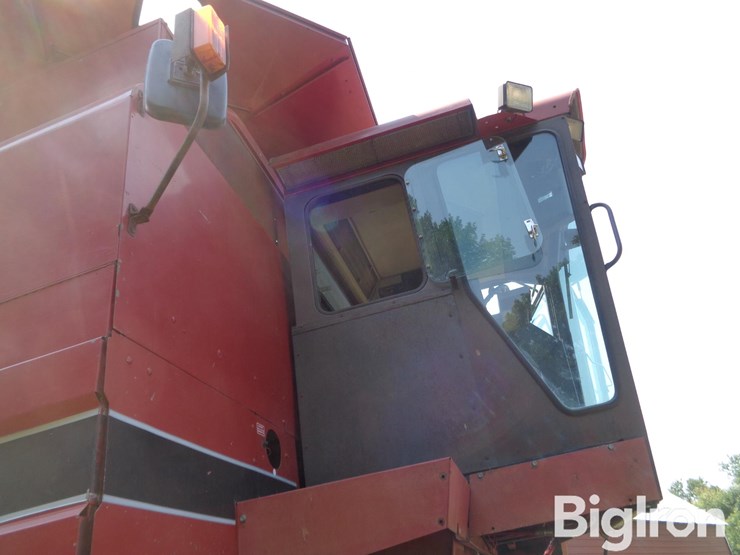 1989-case-ih-1680-image-12