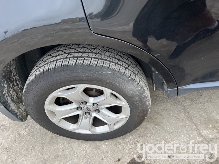 2013-ford-edge-image-10