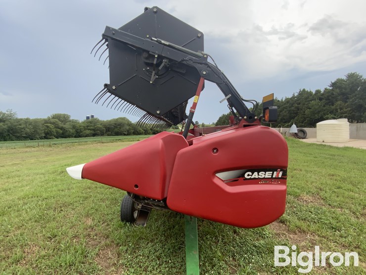 2016-case-ih-3020-image-13