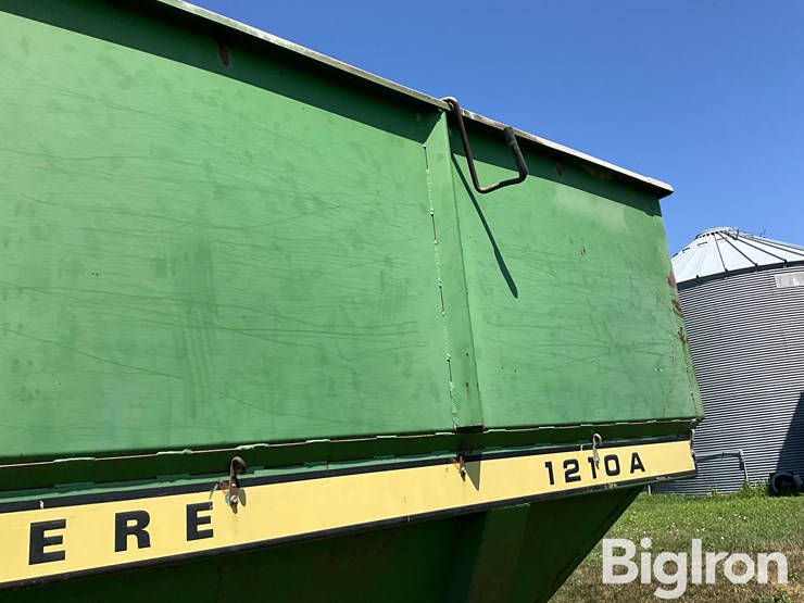 john-deere-1210a-image-11