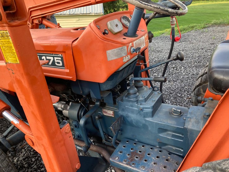 kubota-l175-image-25