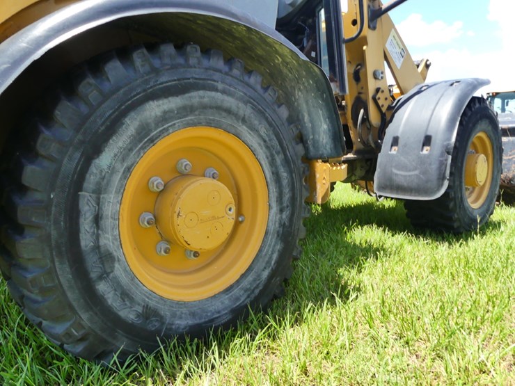 caterpillar-906m-image-6
