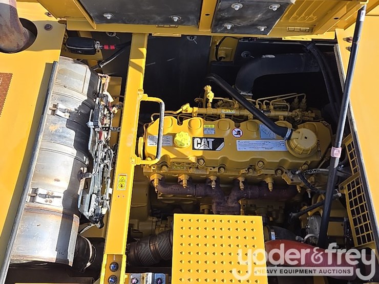 2019-caterpillar-336-image-50