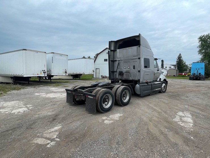 2016-international-prostar-image-5