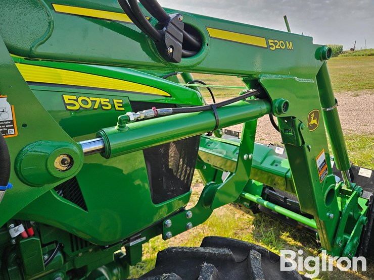 2020-john-deere-5075e-image-18
