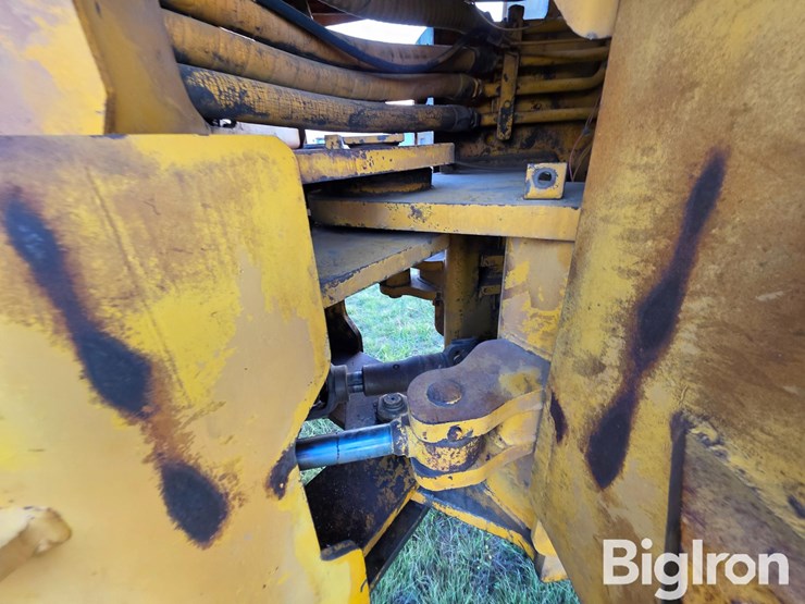 allis-chalmers-745-image-9