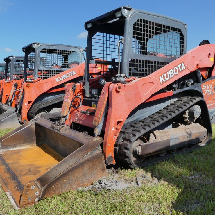 KUBOTA SVL75-2