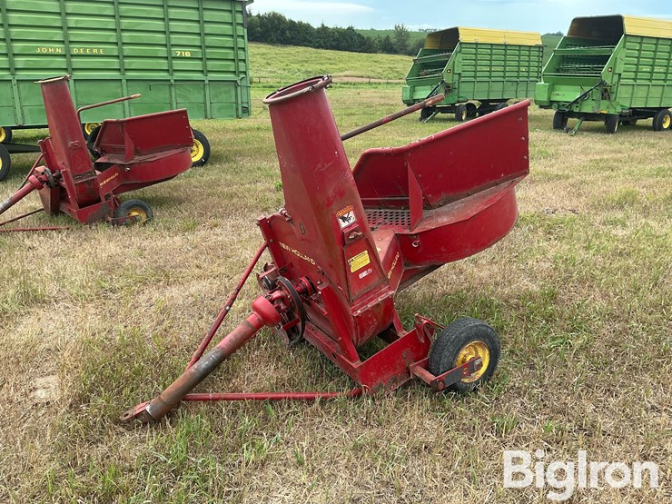 new-holland-30-image-1
