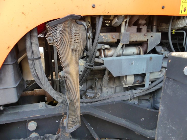 kubota-m108s-image-14