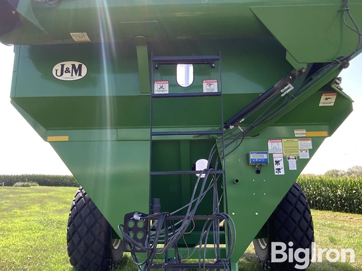 2011-j&m-750-18-image-14