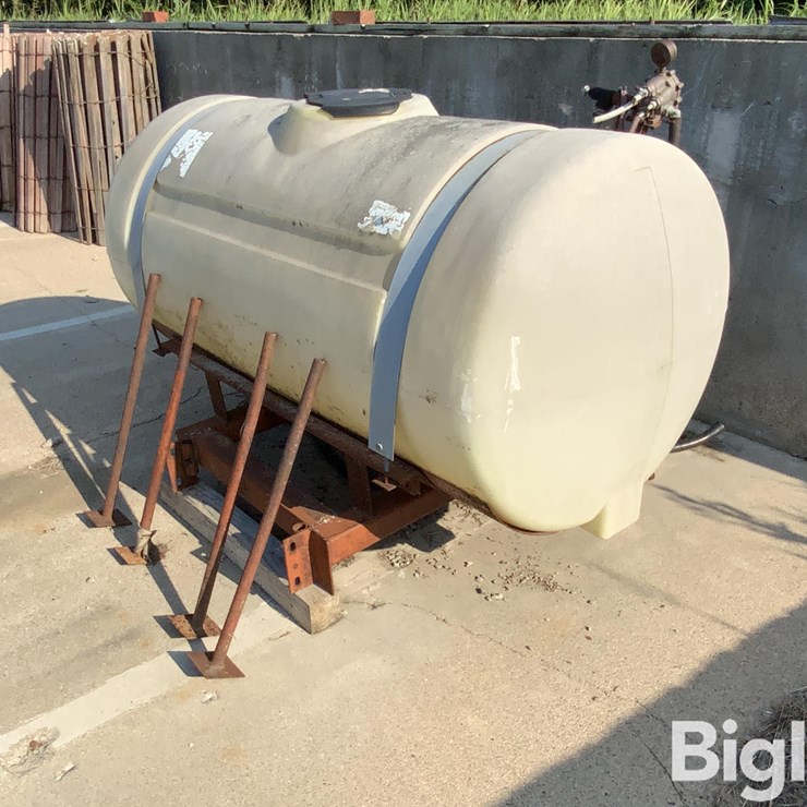 3-Pt 200-Gal Sprayer