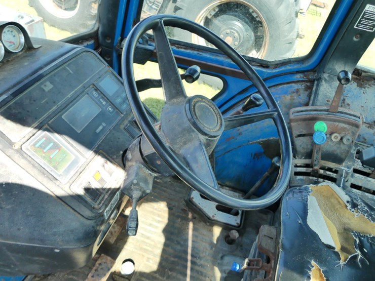 ford-7710-image-15