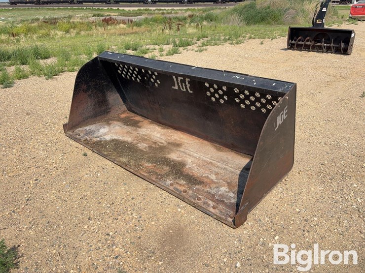 jge-8’-snow-bucket-image-1