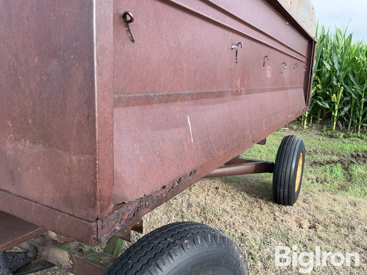 john-deere-11-image-11