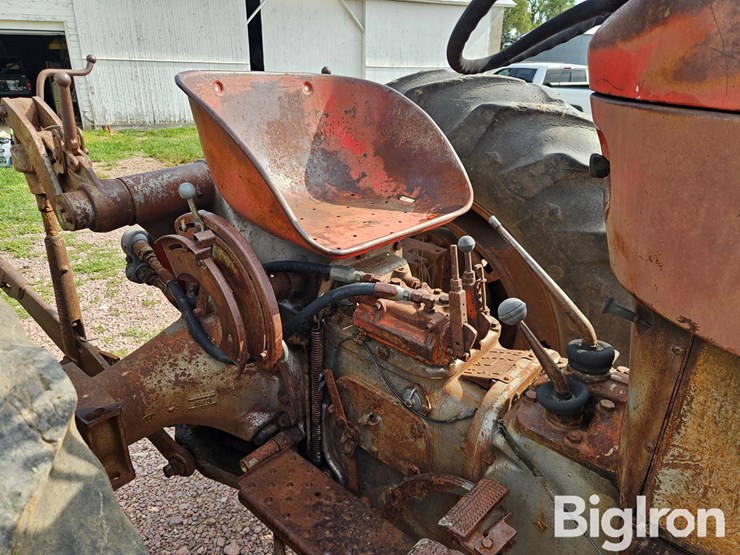 1959-massey-ferguson-85-image-15