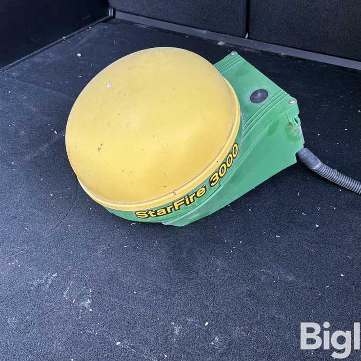 2011 JOHN DEERE STARFIRE 3000