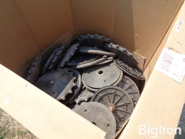 john-deere/-kinze-closing-wheel-image-2