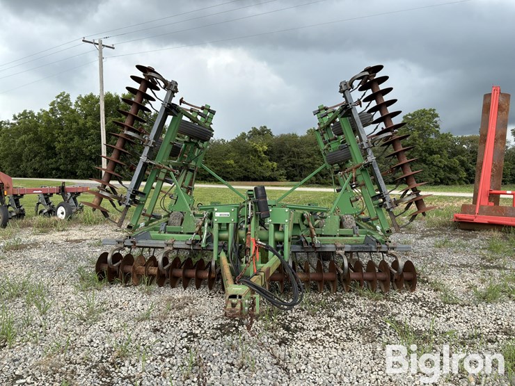 john-deere-726-image-2
